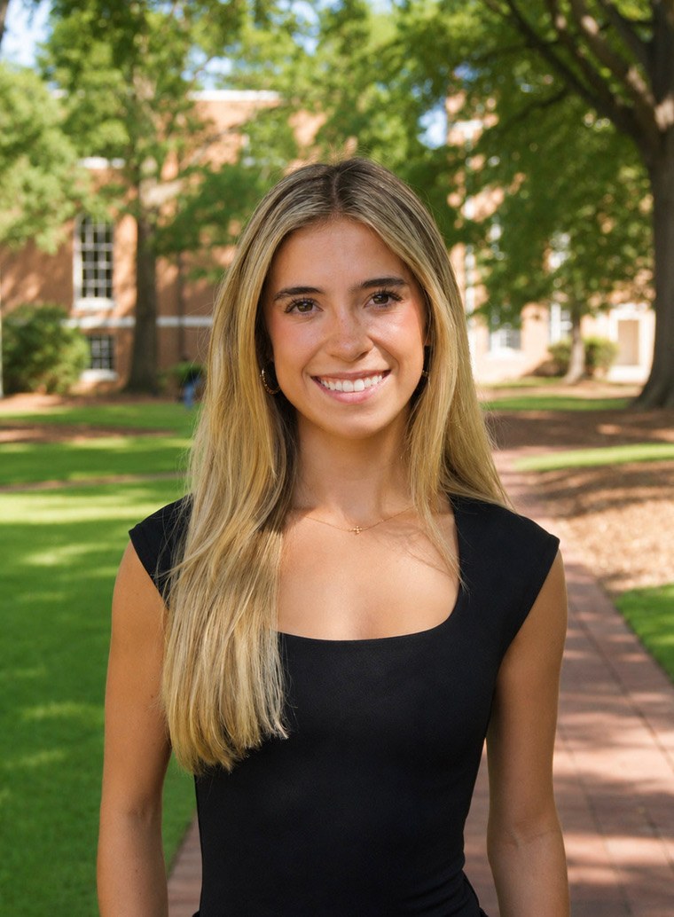 Photo of Madelyn Gomez